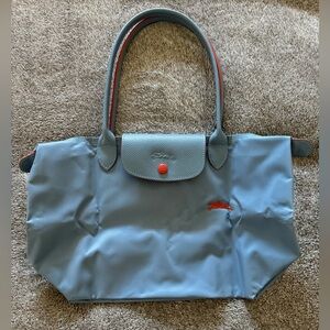 Longchamp Medium Le Pliage Club Shoulder tote (blue mist) NWOT